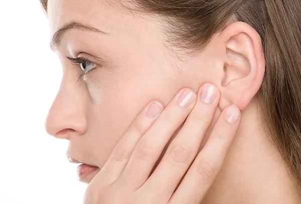 مقدمة كاملة عن جراحة تجميل الأذن ومميزاتها